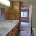 1112 Sioux bathroom 2