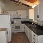 1579 Crystal Air kitchen