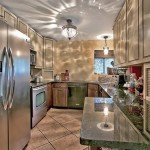 920 Comstock kitchen