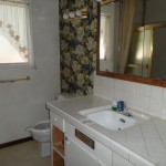 2604 Armstrong bathroom